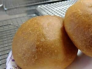 dinner rolls