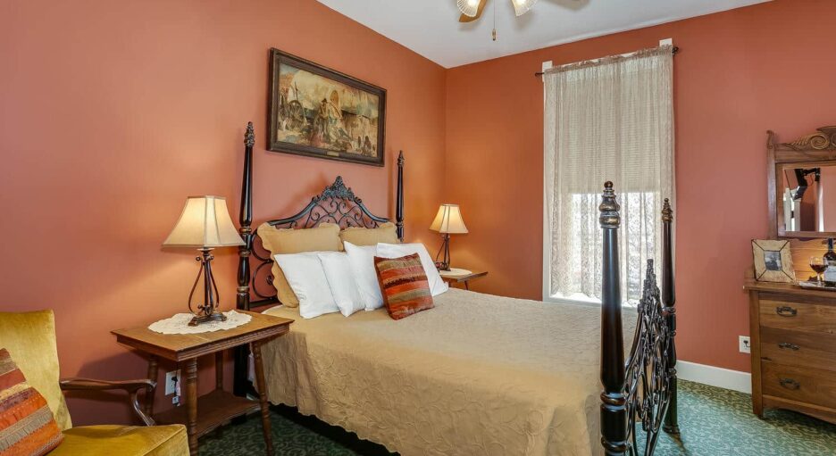 2 Bedroom Suite &#8211; 201-203, Historic Elgin Hotel